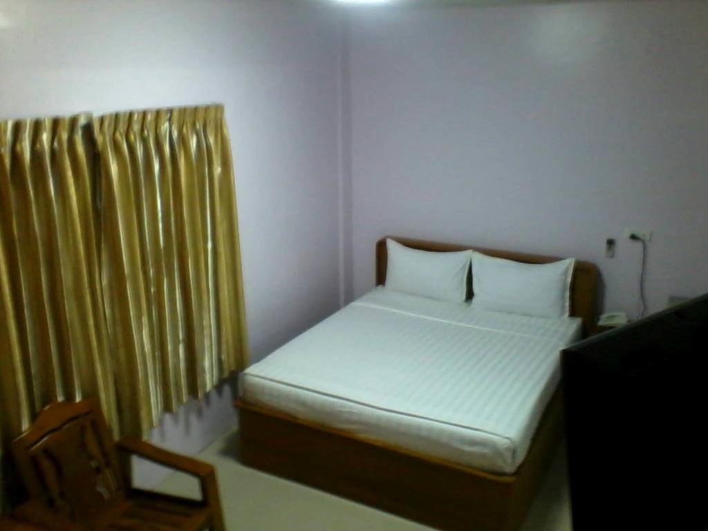 Aung Tha Pyay Hotel 3 Yangon Cameră foto