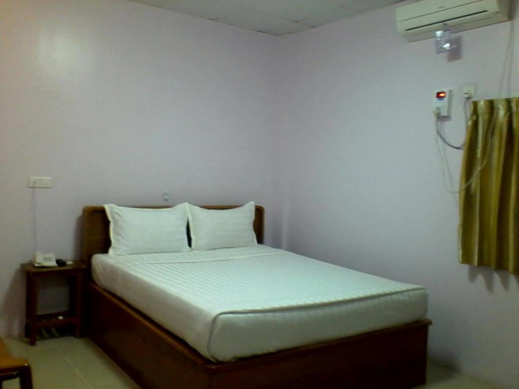 Aung Tha Pyay Hotel 3 Yangon Cameră foto