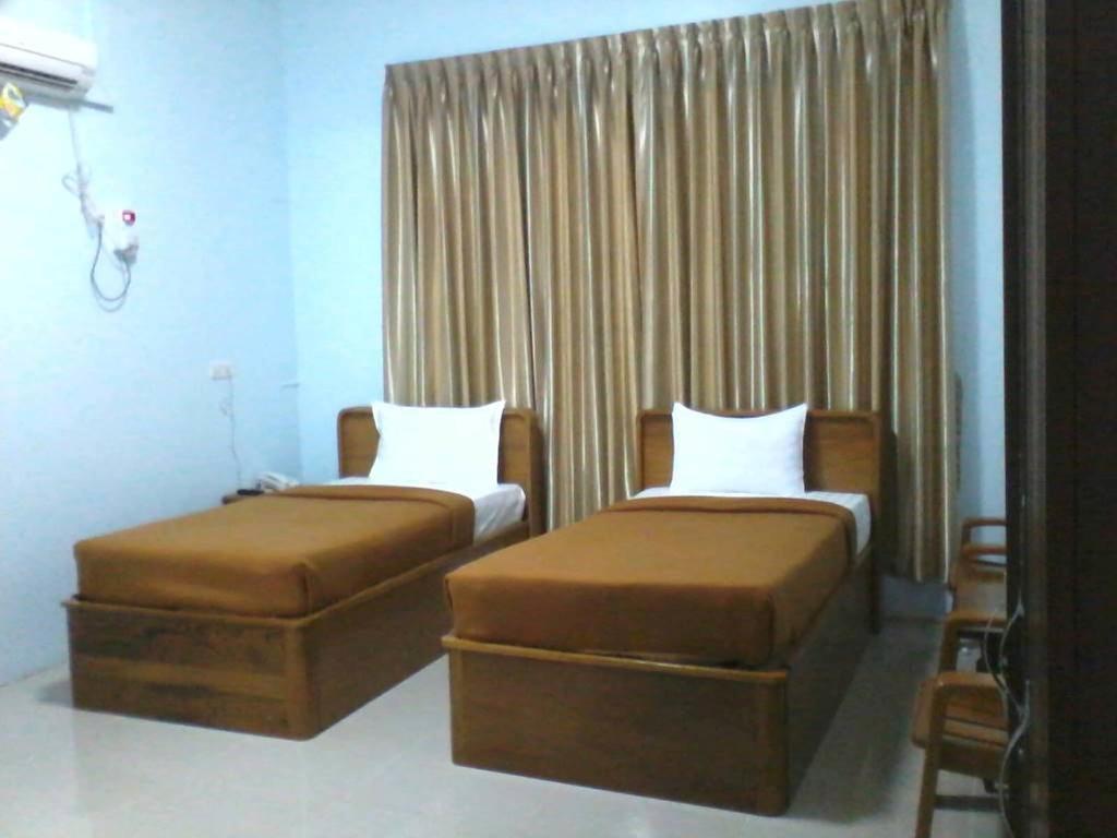 Aung Tha Pyay Hotel 3 Yangon Cameră foto