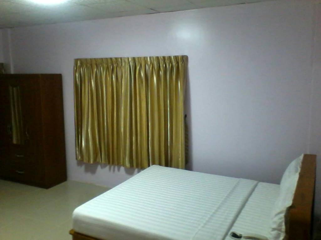 Aung Tha Pyay Hotel 3 Yangon Cameră foto
